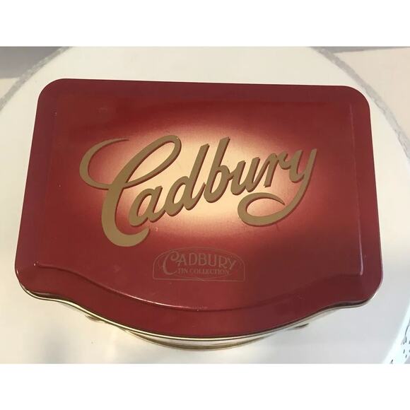 Cadbury Chocolate Biscuit Collector’s Tin Peering in a shop - Picture 2 of 6